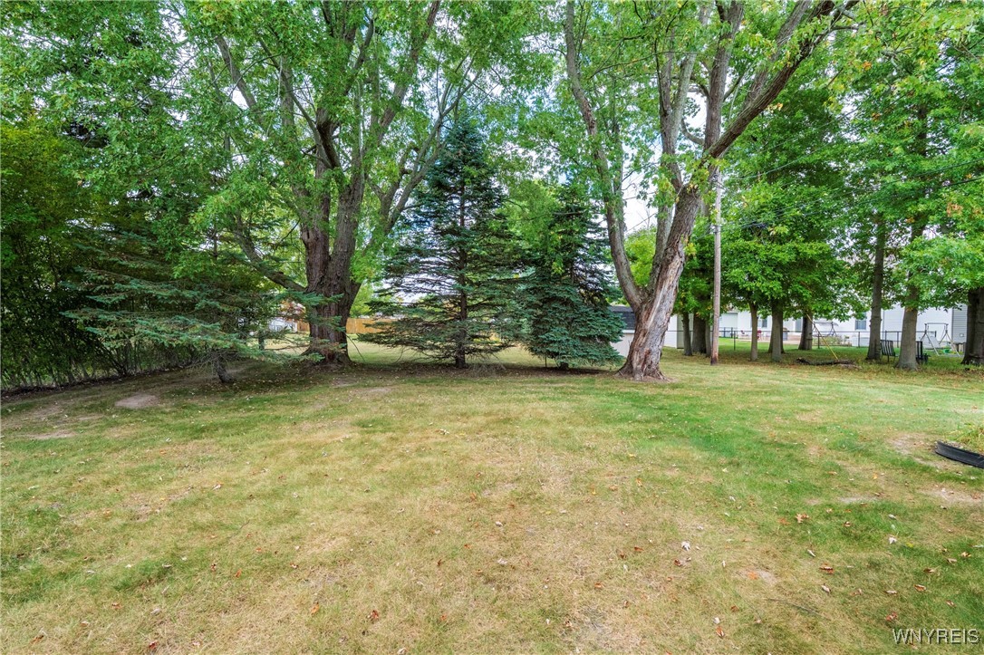 photo 4zqwS1EYLBaFUt: 540 Bauman Road, Amherst NY 14221