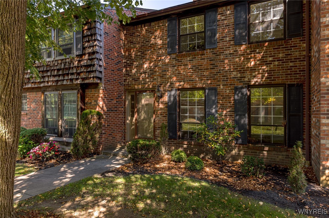 photo T2U: 234 Wedgewood Drive, Amherst NY 14221