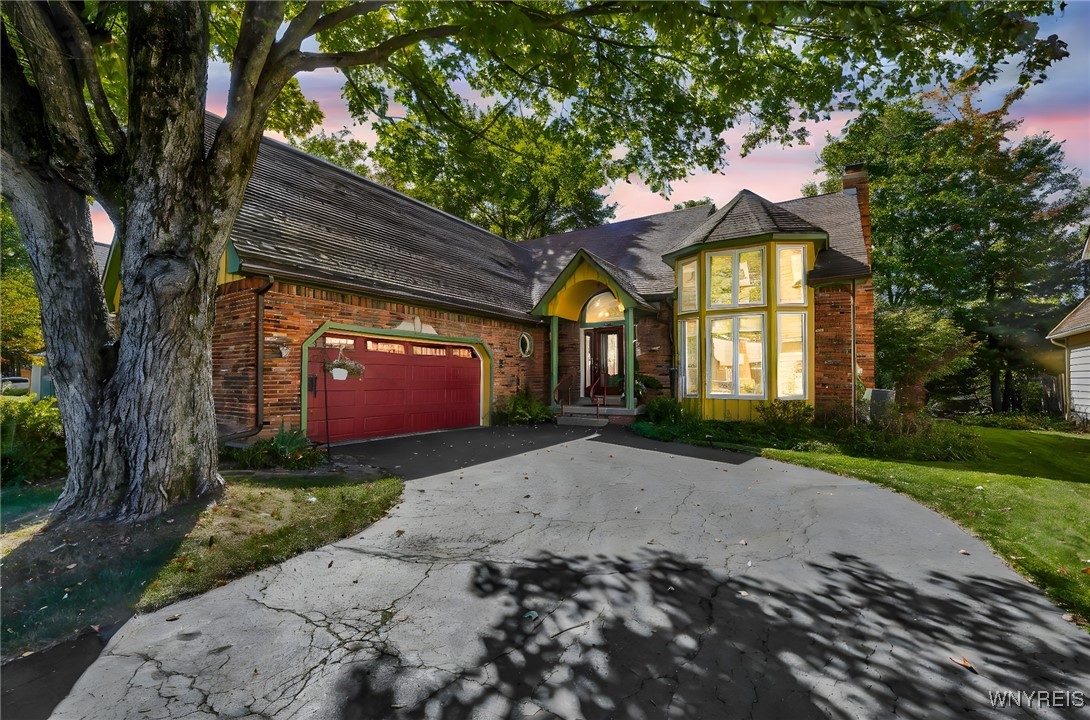 photo undefined: 6050 Whitegate Crossing, Clarence NY 14051