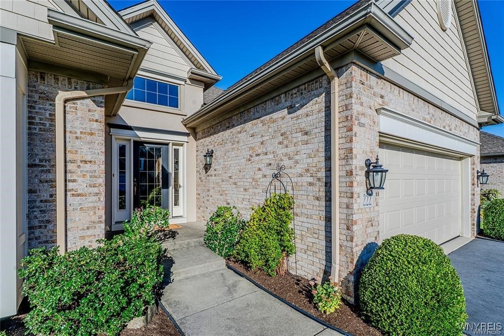 photo undefined: 222 Lord Byron Lane, Amherst NY 14221