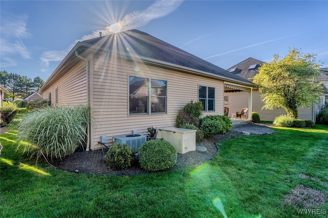 photo undefined: 222 Lord Byron Lane, Amherst NY 14221