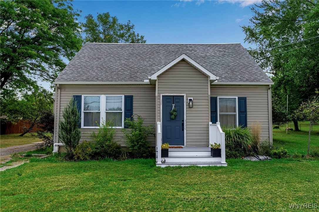 photo r5lpYfOAAYuPE: 689 Paradise Road, Amherst NY 14051