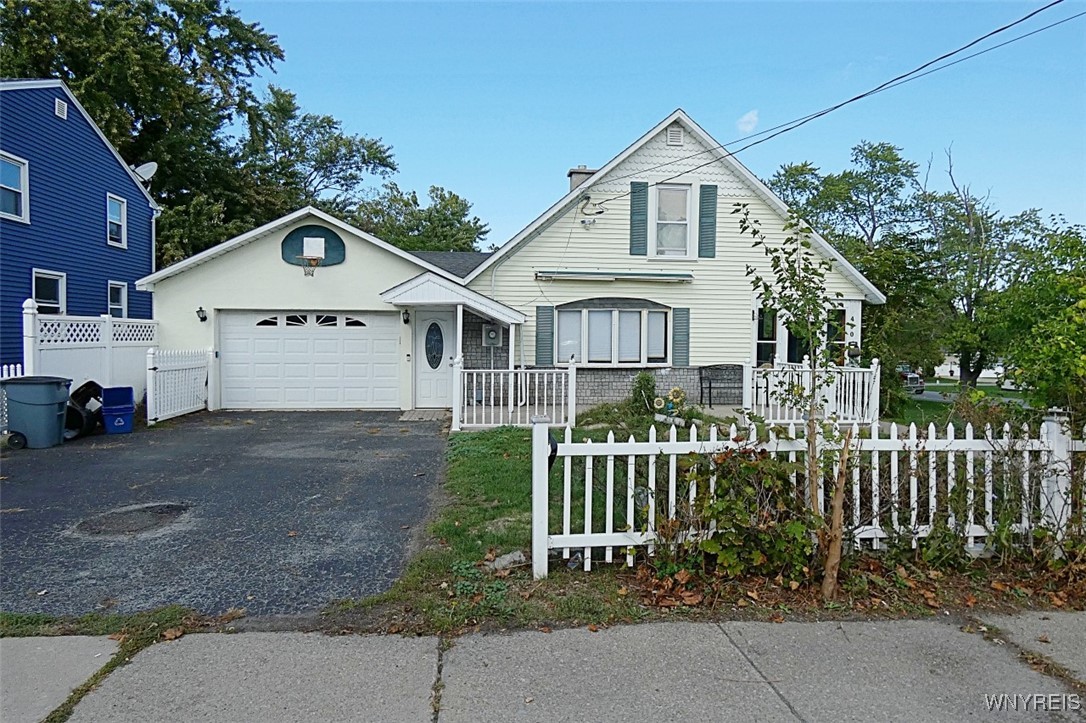 photo undefined: 490 Ridge St, Lewiston NY 14092