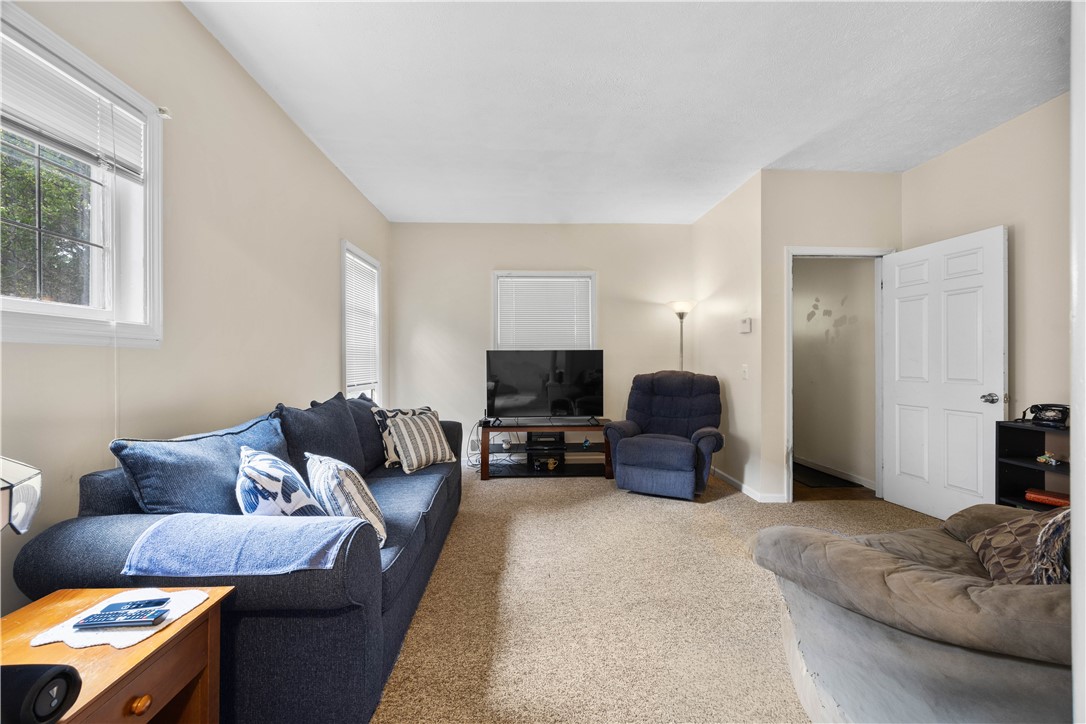 photo 3 : 47 Atkinson Street, Rochester NY 14608