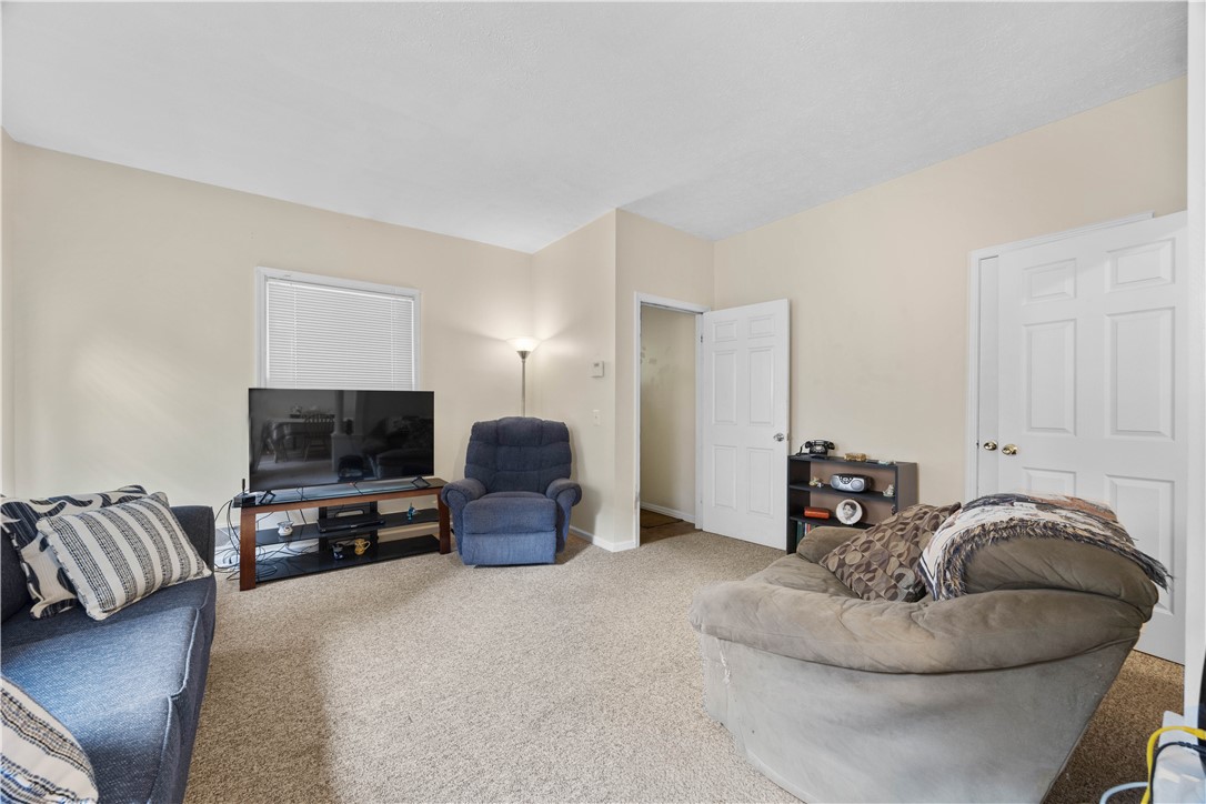 photo 4 : 47 Atkinson Street, Rochester NY 14608