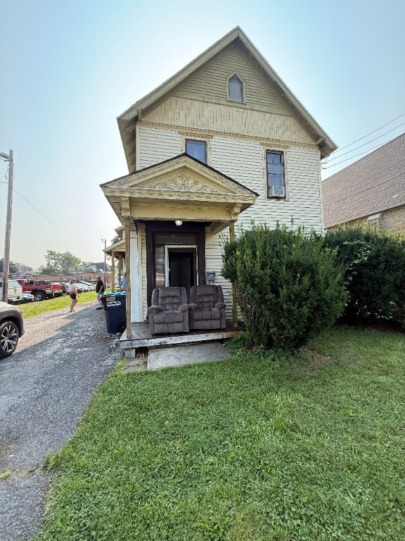 photo undefined: 11 Church Street, Phelps NY 14532