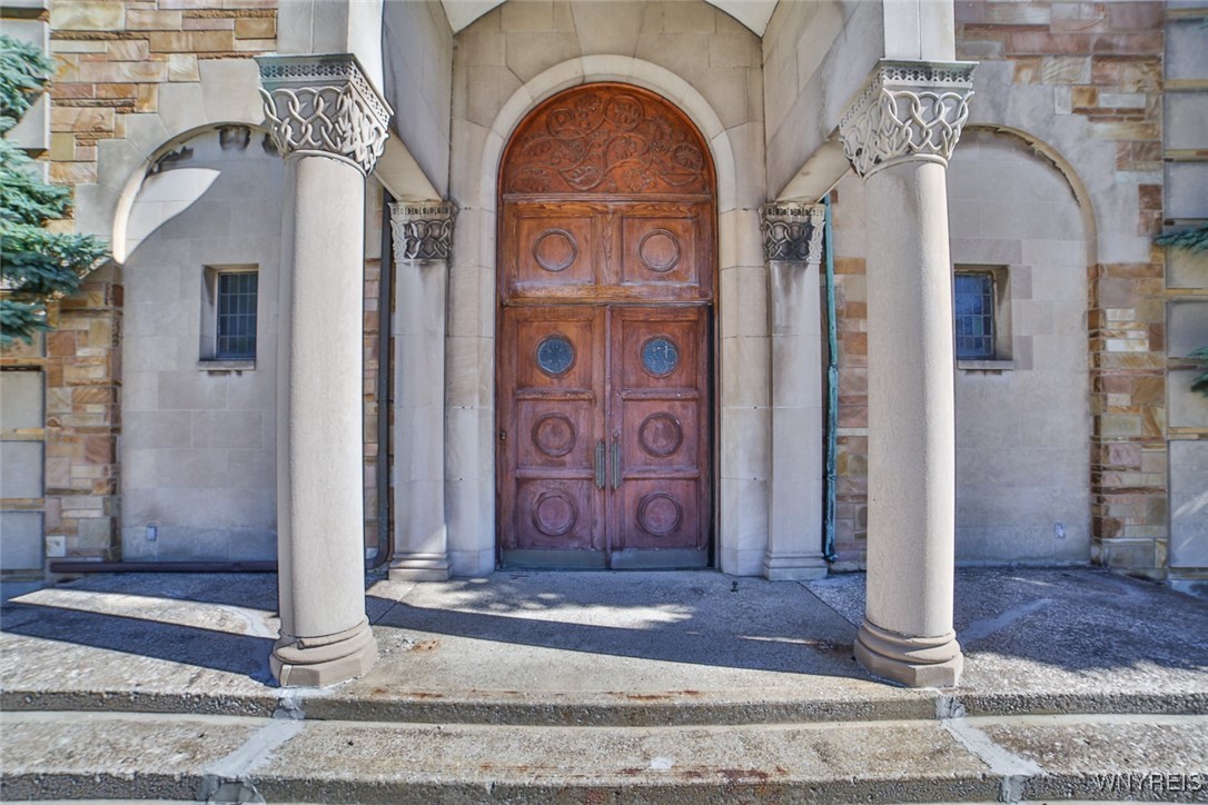 photo undefined: 450 Abbott Road, Buffalo NY 14220