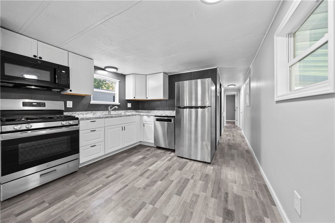 photo 2 : 40 Norhill Drive, Penfield NY 14625