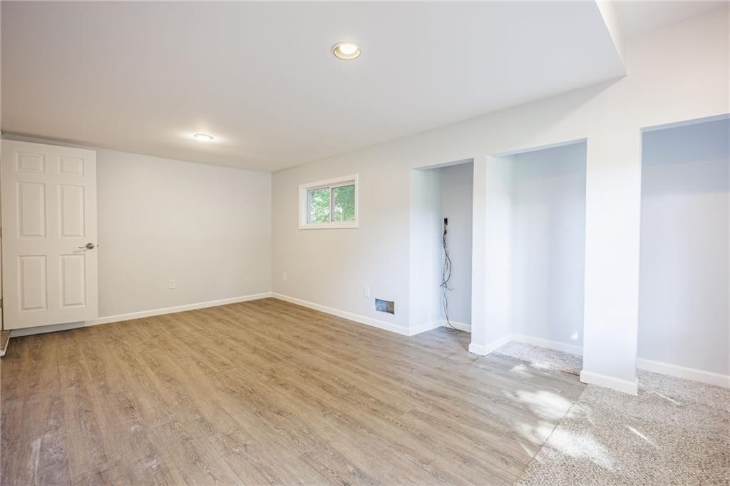 photo 1 : 1671 Creek Street, Penfield NY 14625