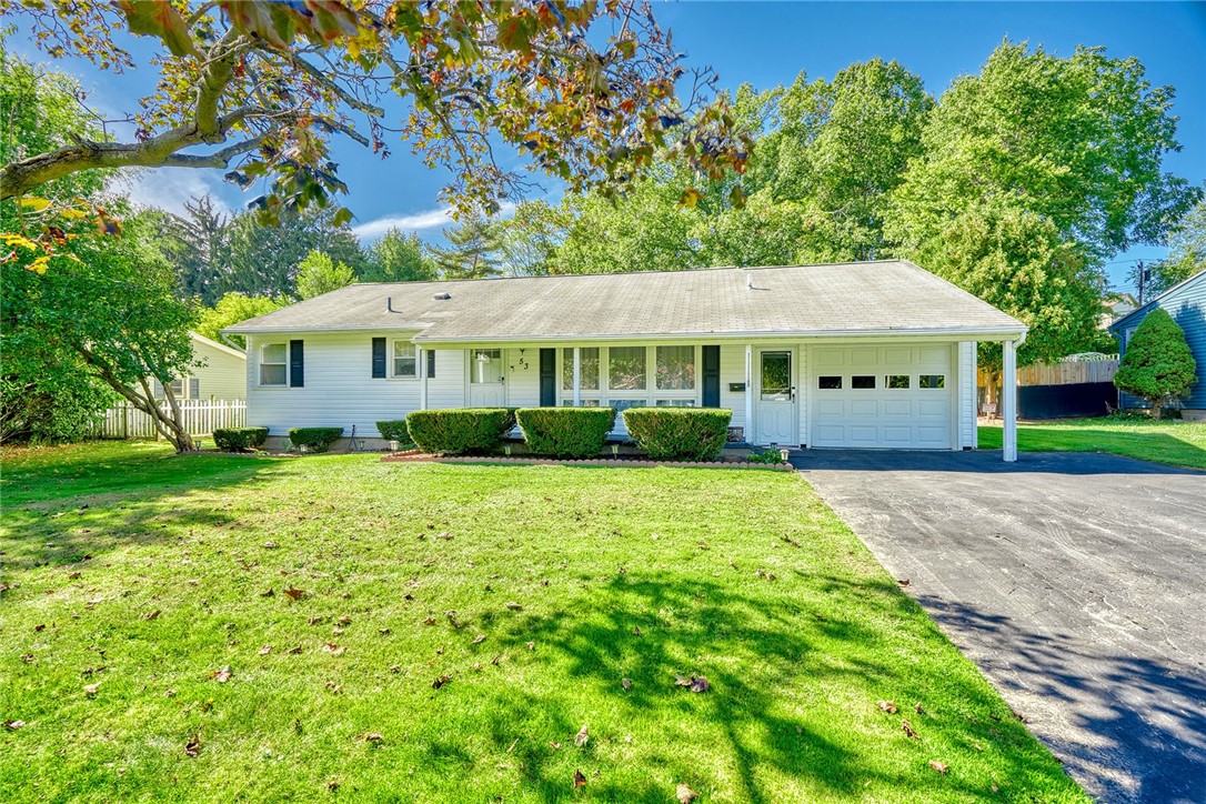 photo 2 : 53 Summit Hill Drive, Greece NY 14612
