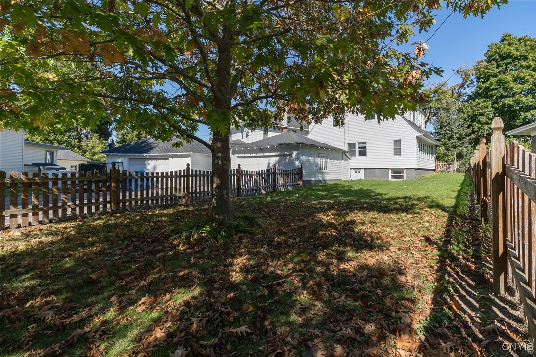 photo DtgeowKXthB8MCp93b3RewYZtt1EMGU: 312 Park Drive West, Watertown City NY 13601