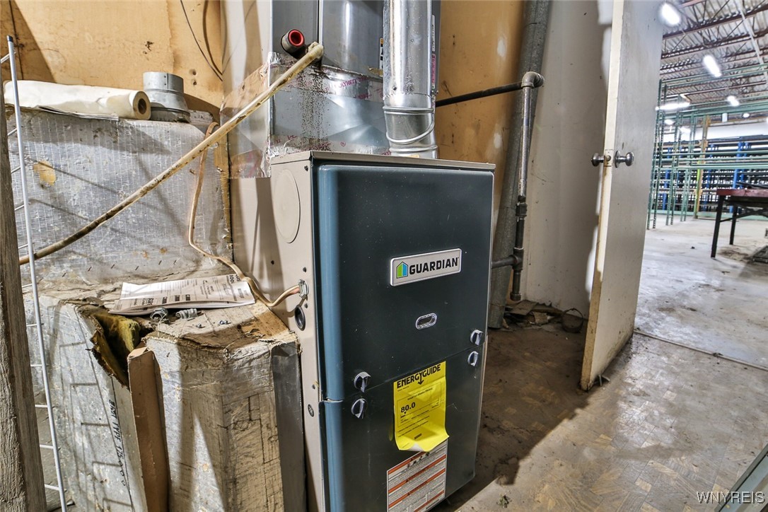 photo undefined: 6900 Mooradian Drive, Niagara Falls NY 14304