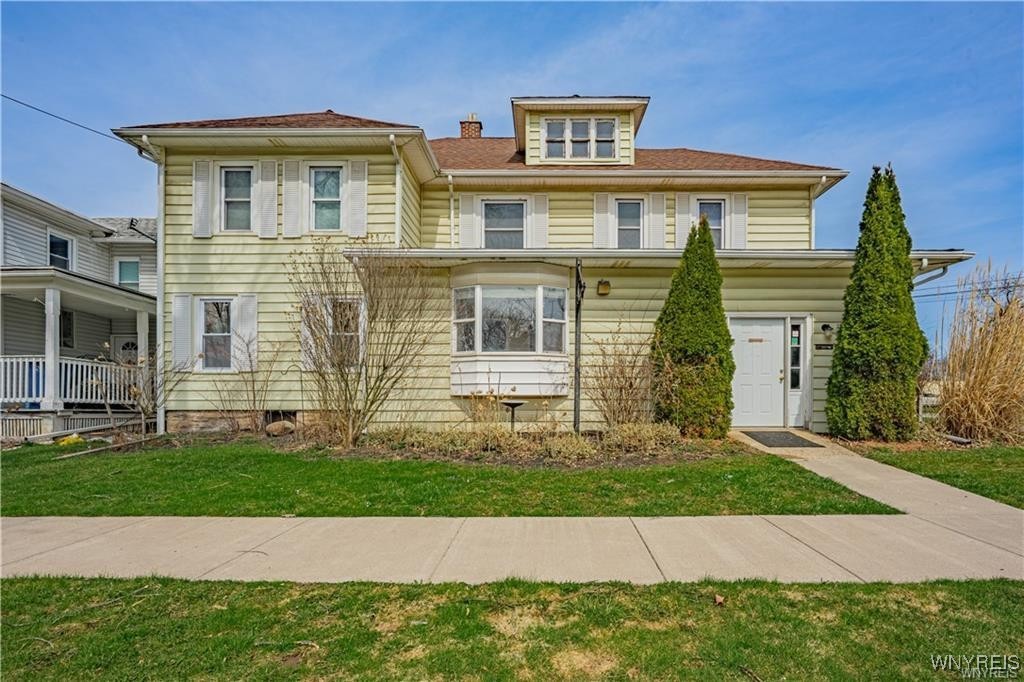 photo undefined: 229 East Avenue, Lockport City NY 14094