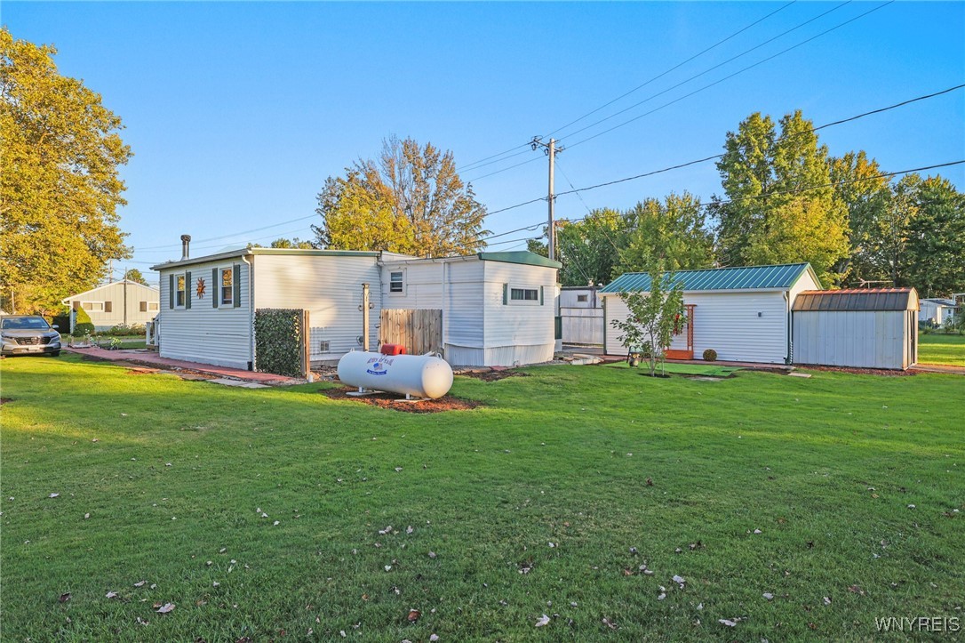 photo 482Lh03NY: 1 Rainbow Park, Wilson NY 14131