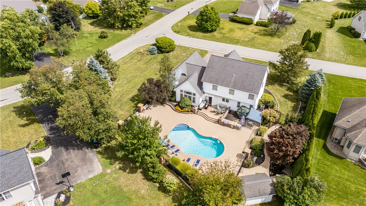 photo h72yNBTDcb5N1Il-9588RGA9LKxvgglqBN-Glak: 35 Bryden Park, Penfield NY 14580