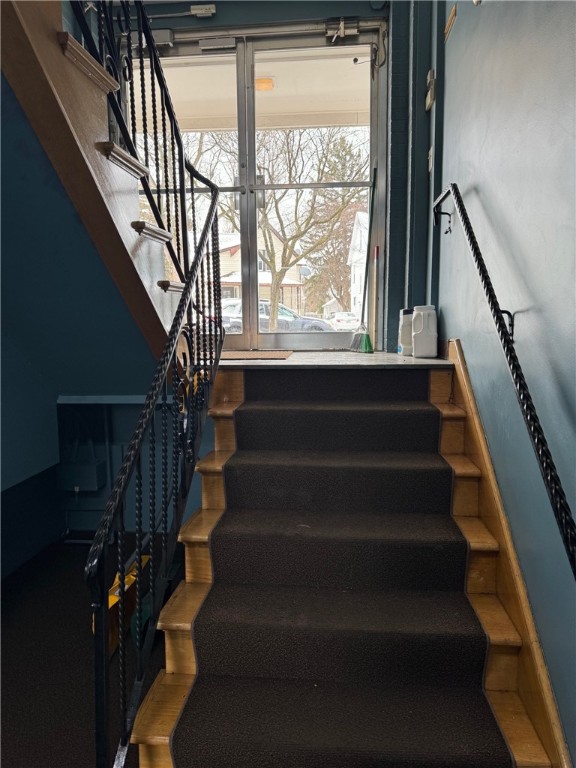photo 1 : 780 Blossom Road, Rochester NY 14610