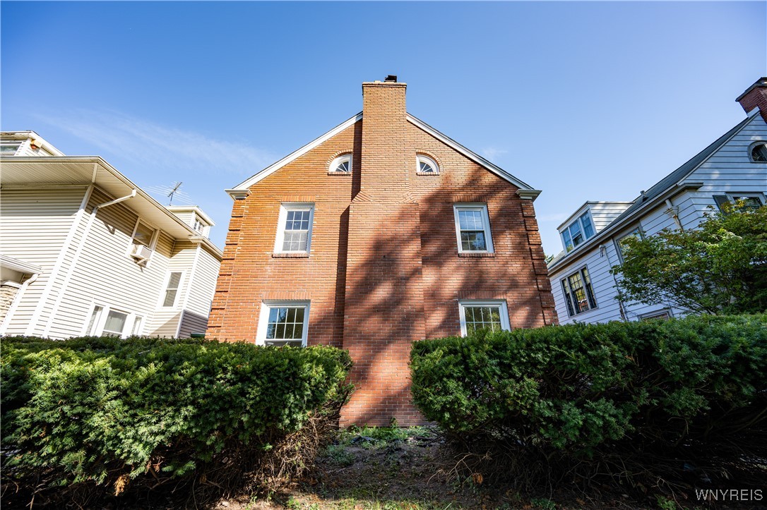 photo 4 : 96 Highgate Avenue, Buffalo NY 14214