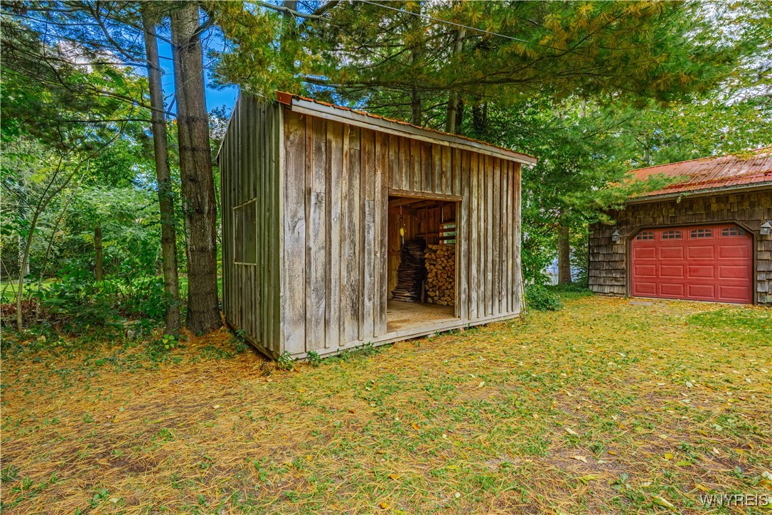 photo 4 : 4793 East Lake Road, Wilson NY 14028