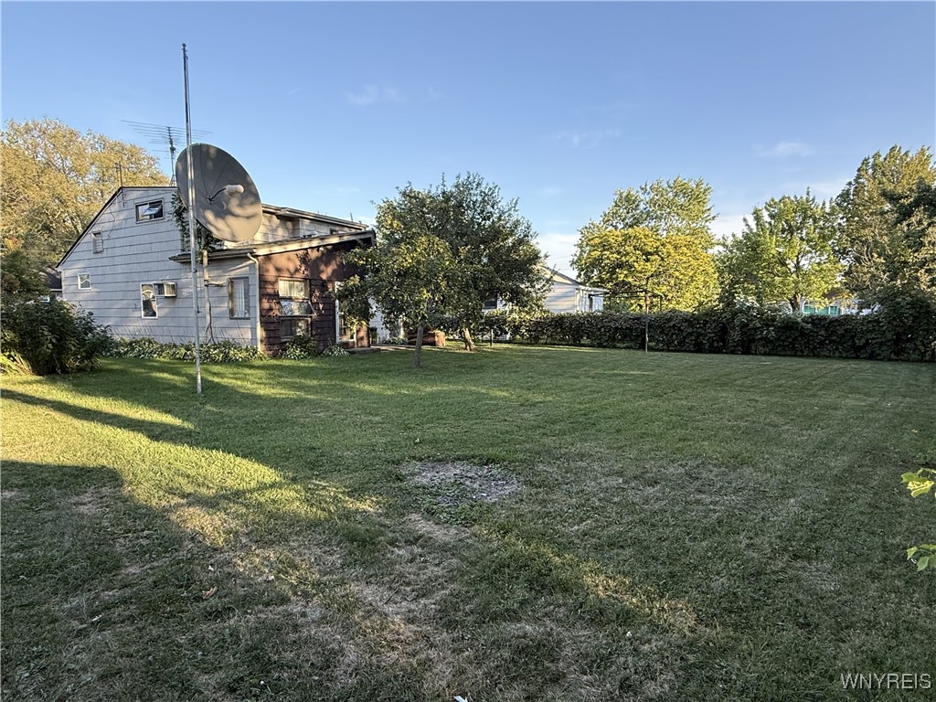 photo 5zi4qvO: 24 Rockleigh Drive, Cheektowaga NY 14225