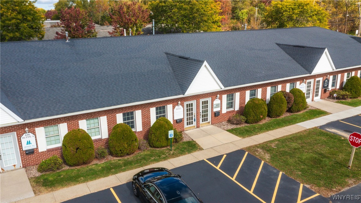 photo undefined: 646 North French #5 Road, Amherst NY 14228