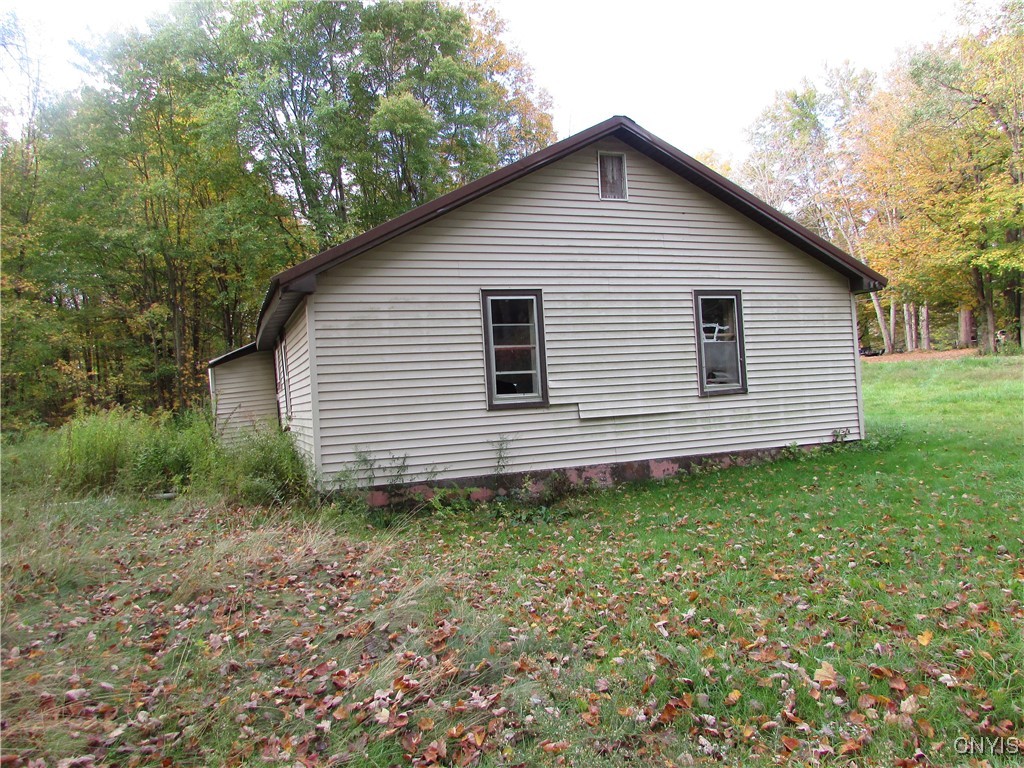 photo 3 : 172 Factory Road, Palermo NY 13069