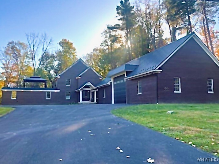 photo jpUAk2: 5179 Arnold Court, Hamburg NY 14075