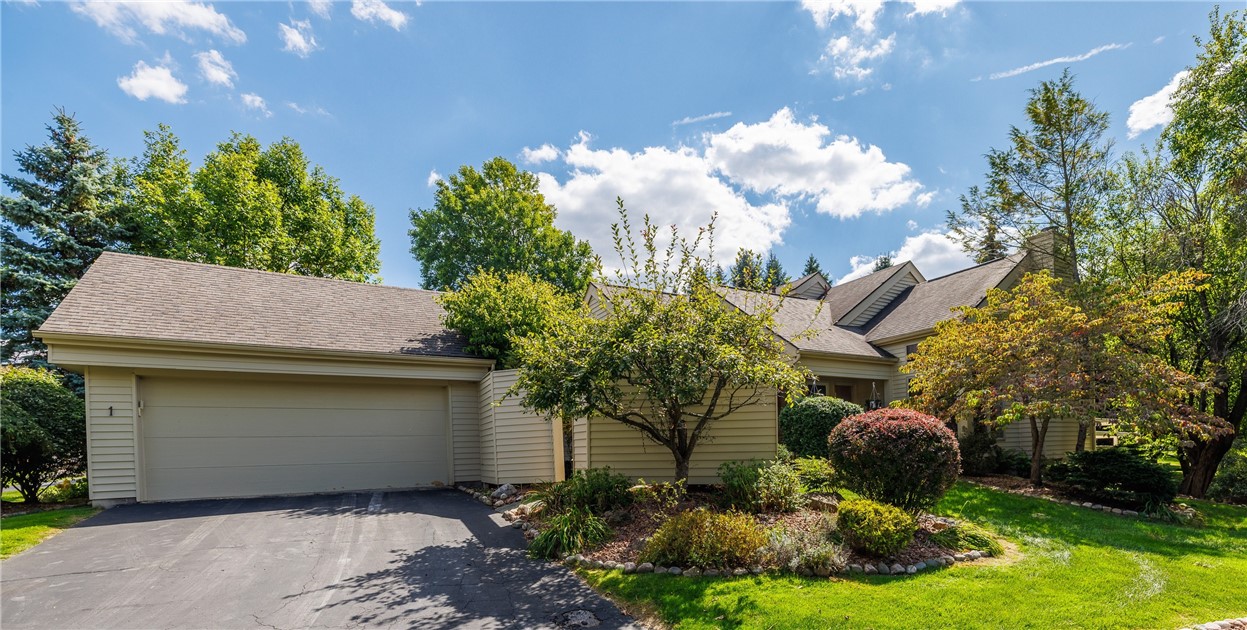 photo 0: 1 Woods Point, Penfield NY 14580