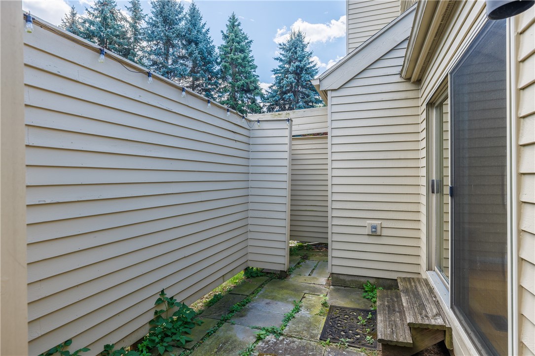 photo undefined: 1 Woods Point, Penfield NY 14580