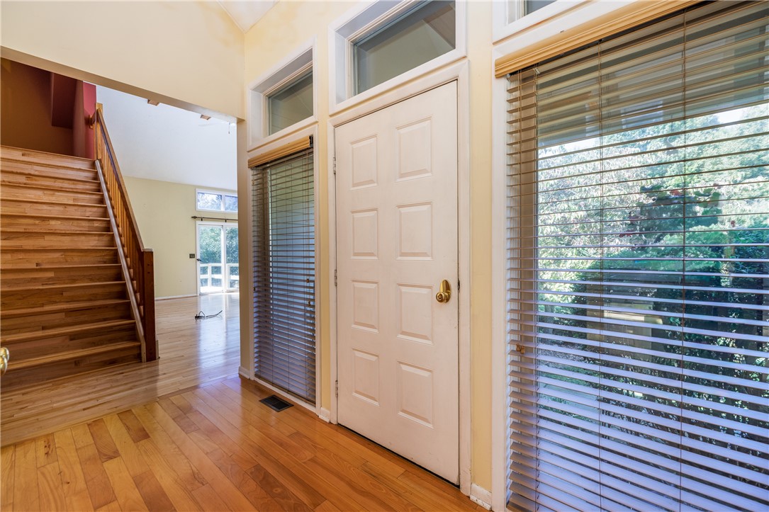 photo 4 : 1 Woods Point, Penfield NY 14580