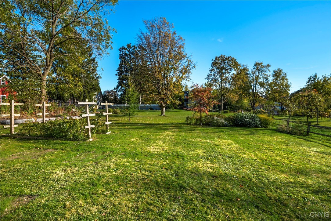 photo 2 : 37 West Elizabeth Street, Skaneateles NY 13152