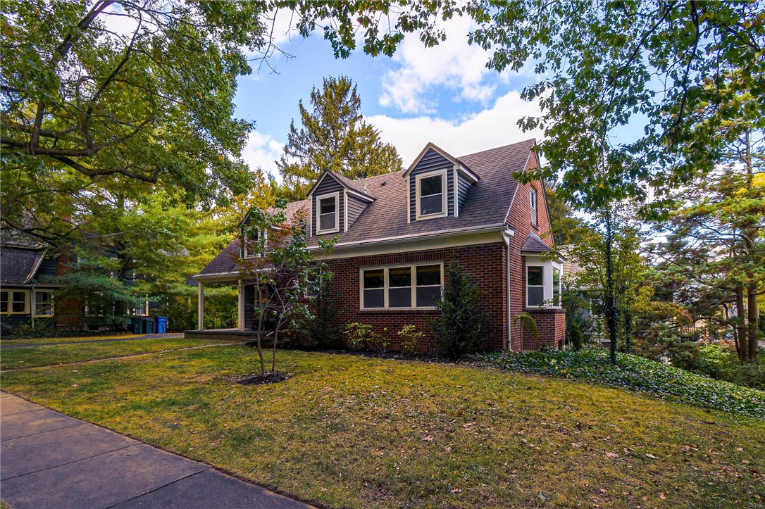 photo 2 : 56 Alpine Street, Rochester NY 14620