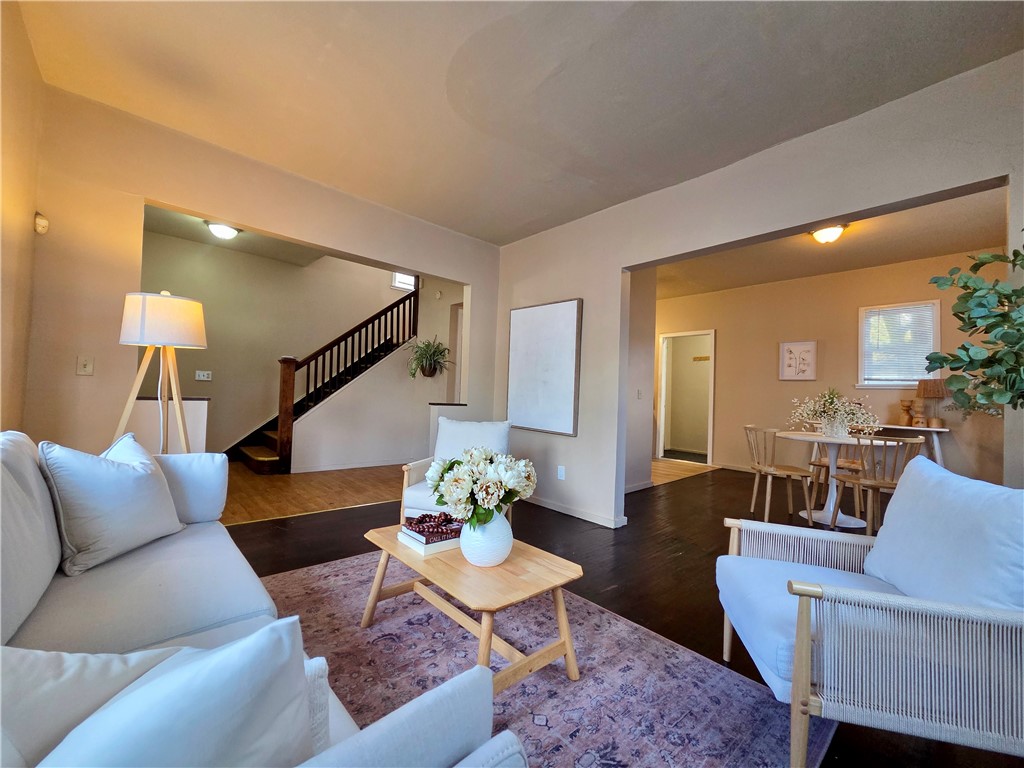 photo 4 : 127 Devonshire Court, Rochester NY 14619