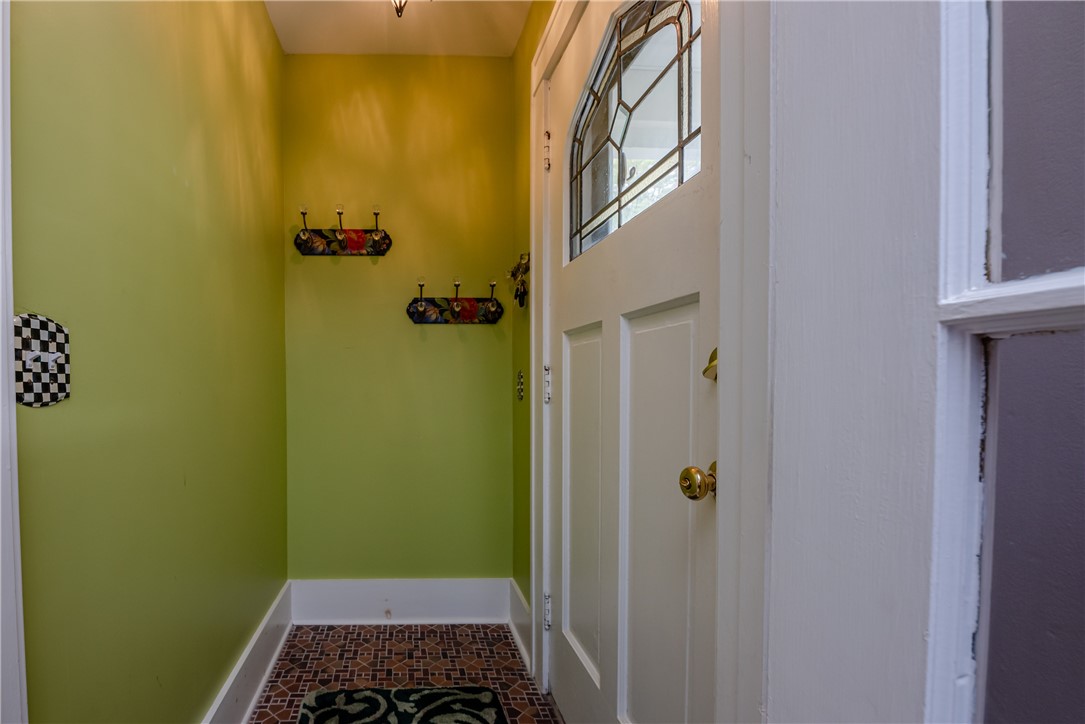 photo 2 : 74 Elwell Drive, Brighton NY 14618