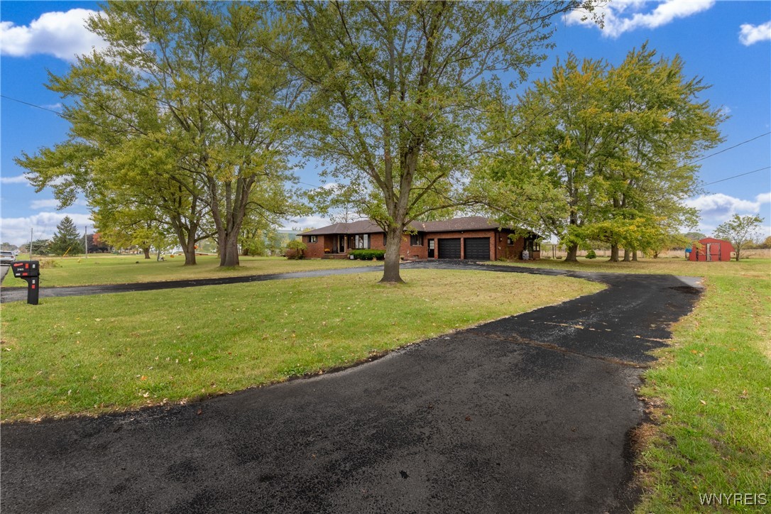 photo undefined: 3165 Lockport Road, Wheatfield NY 14132