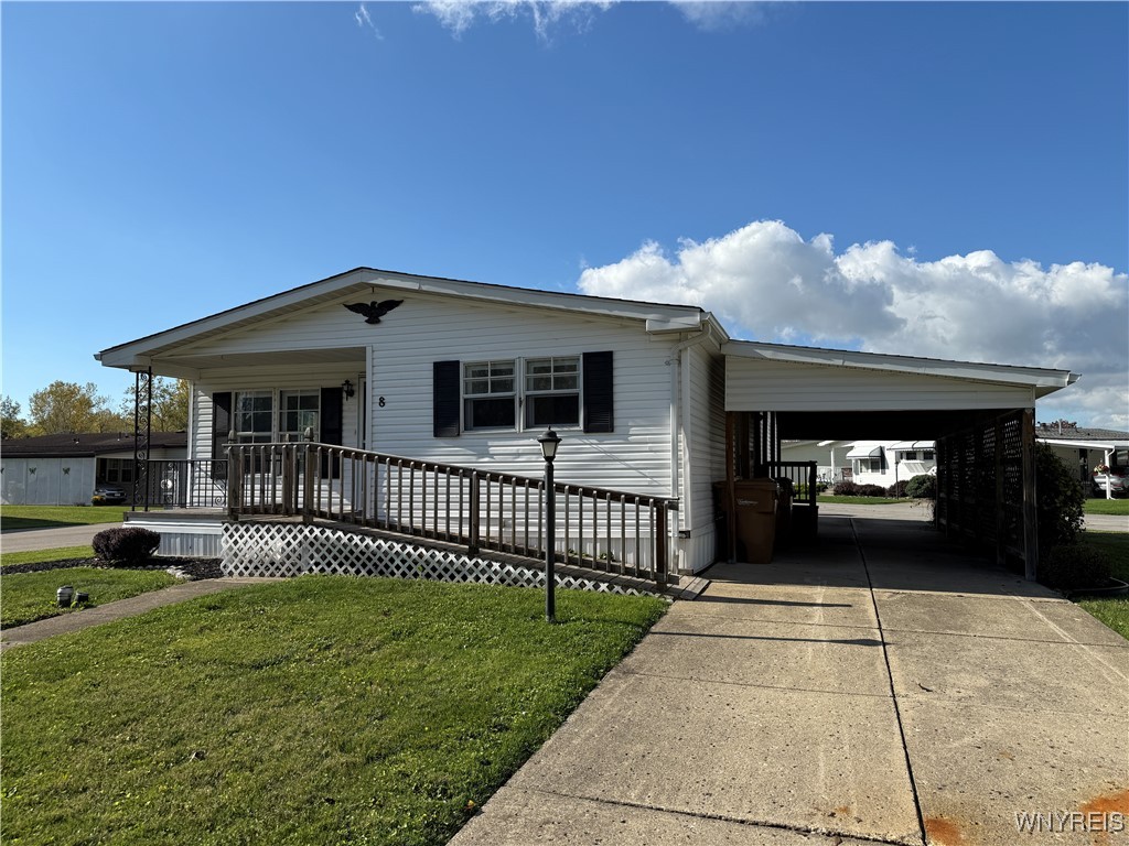 photo undefined: 8 Holly Lane, Cheektowaga NY 14227