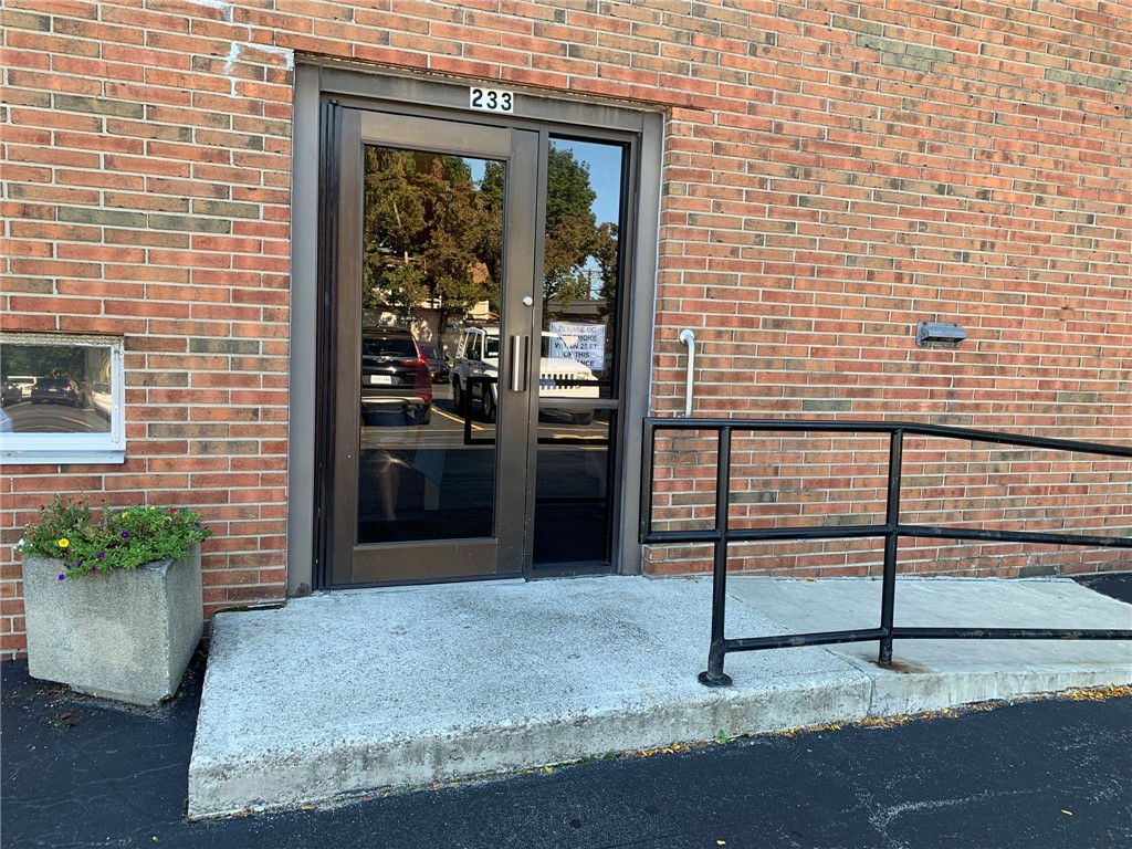 photo 1 : 233 Alexander Street, Rochester NY 14607