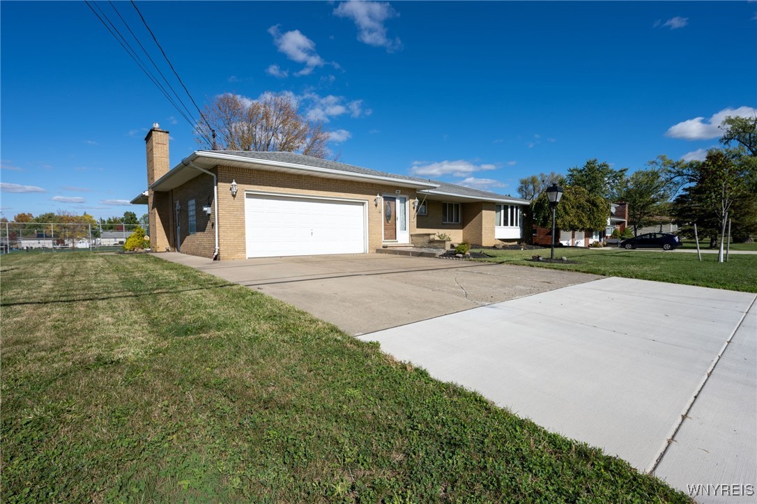 photo undefined: 480 Lakeview Avenue, Orchard Park NY 14127