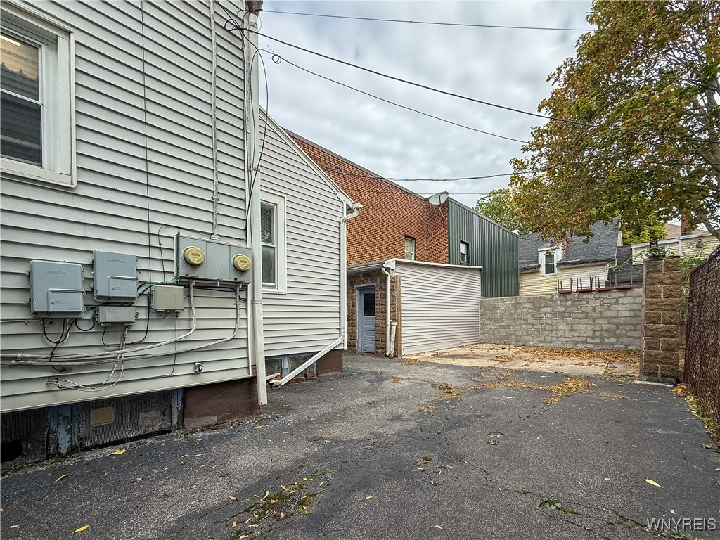 photo undefined: 193 14th Street, Buffalo NY 14213