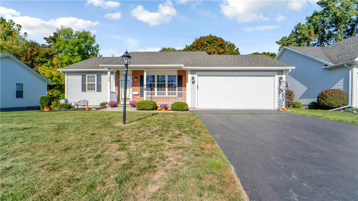 photo undefined: 100 Brownstone Lane, Greece NY 14615