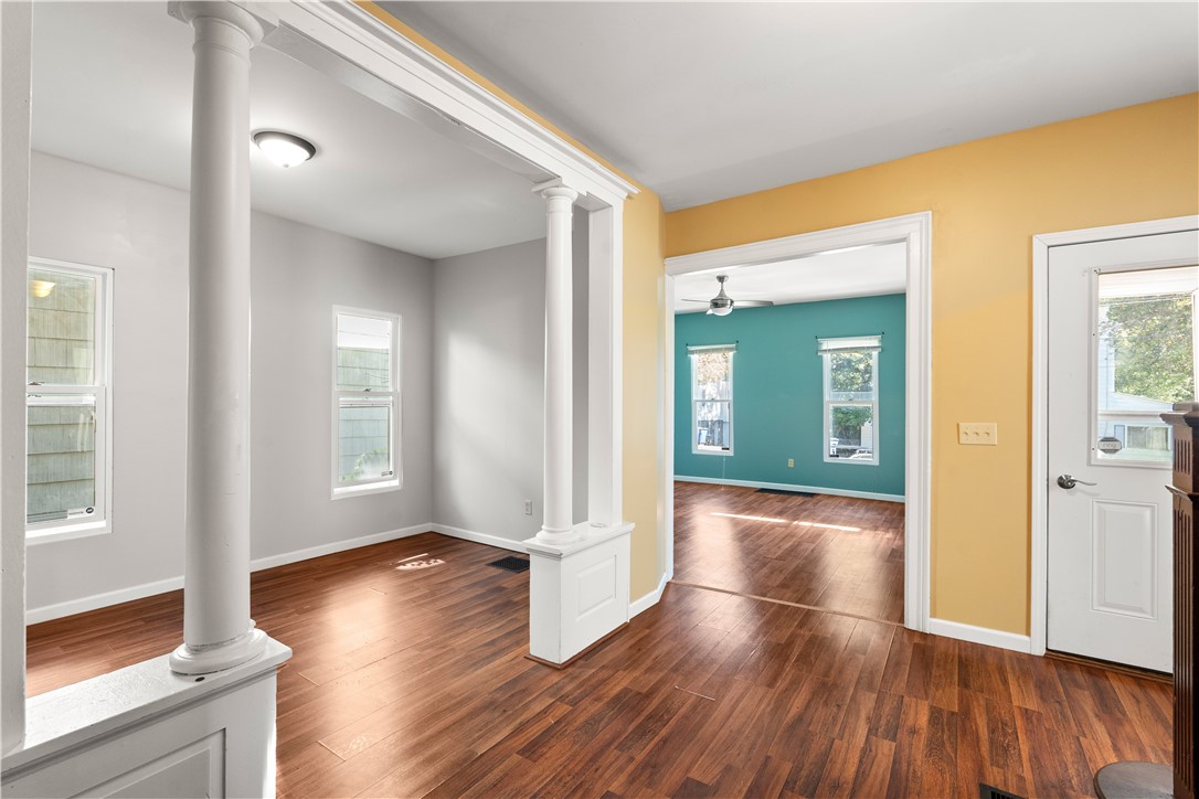 photo 3 : 27 Butternut Street, Lyons NY 14489