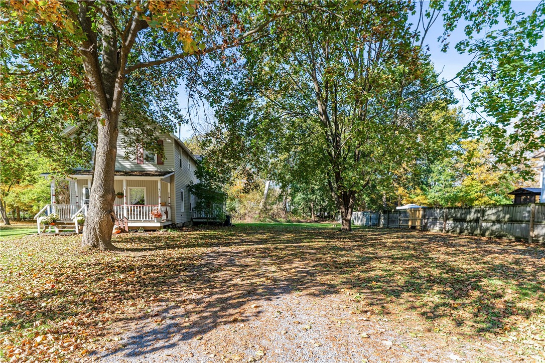 photo F4UyYN-ZMf3vc: 8 Railroad Avenue, Gorham NY 14544