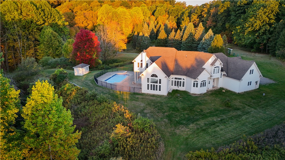 photo undefined: 7592 North Road, Victor NY 14564