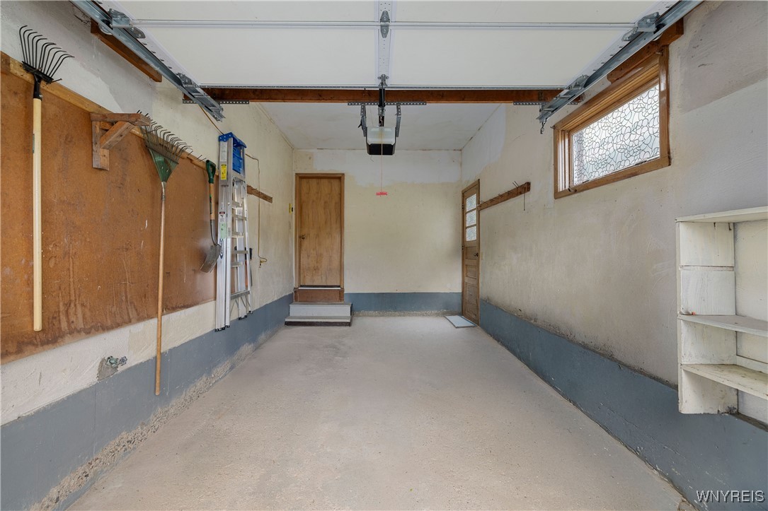 photo 3 : 140 73rd Street, Niagara Falls NY 14304