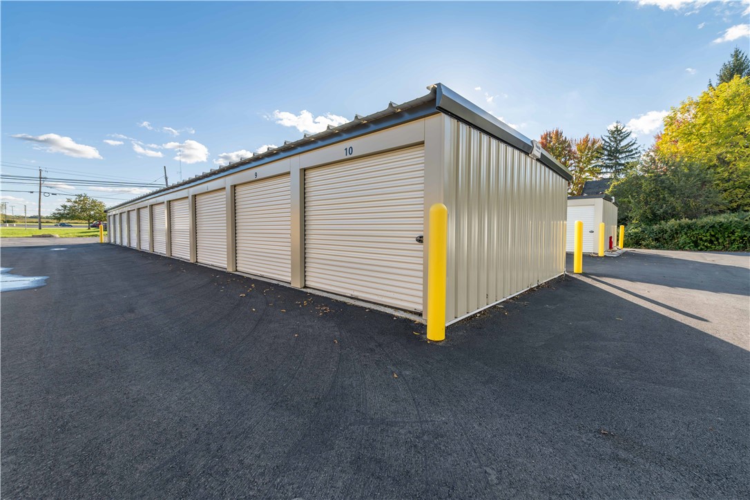 photo undefined: 449 West Avenue, Albion NY 14411