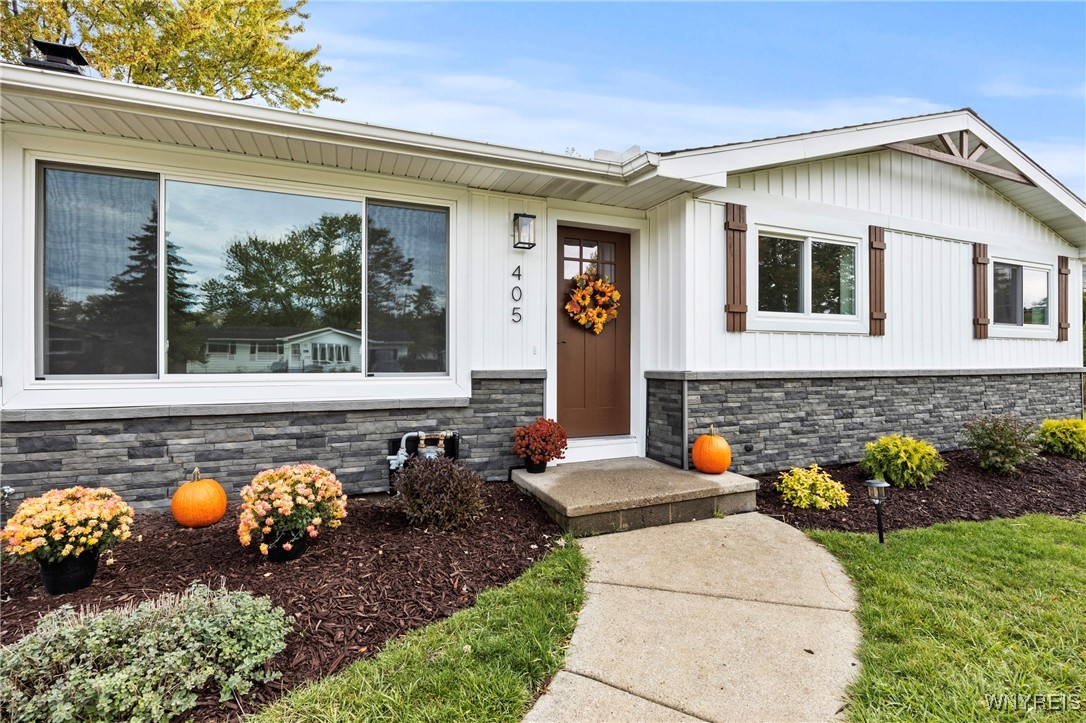 photo undefined: 405 Brookwood Drive, Hamburg NY 14075