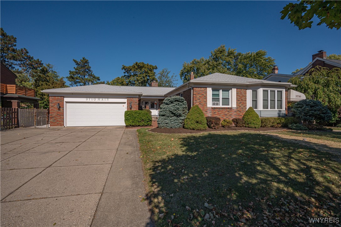 photo undefined: 3710 Main Street, Amherst NY 14226