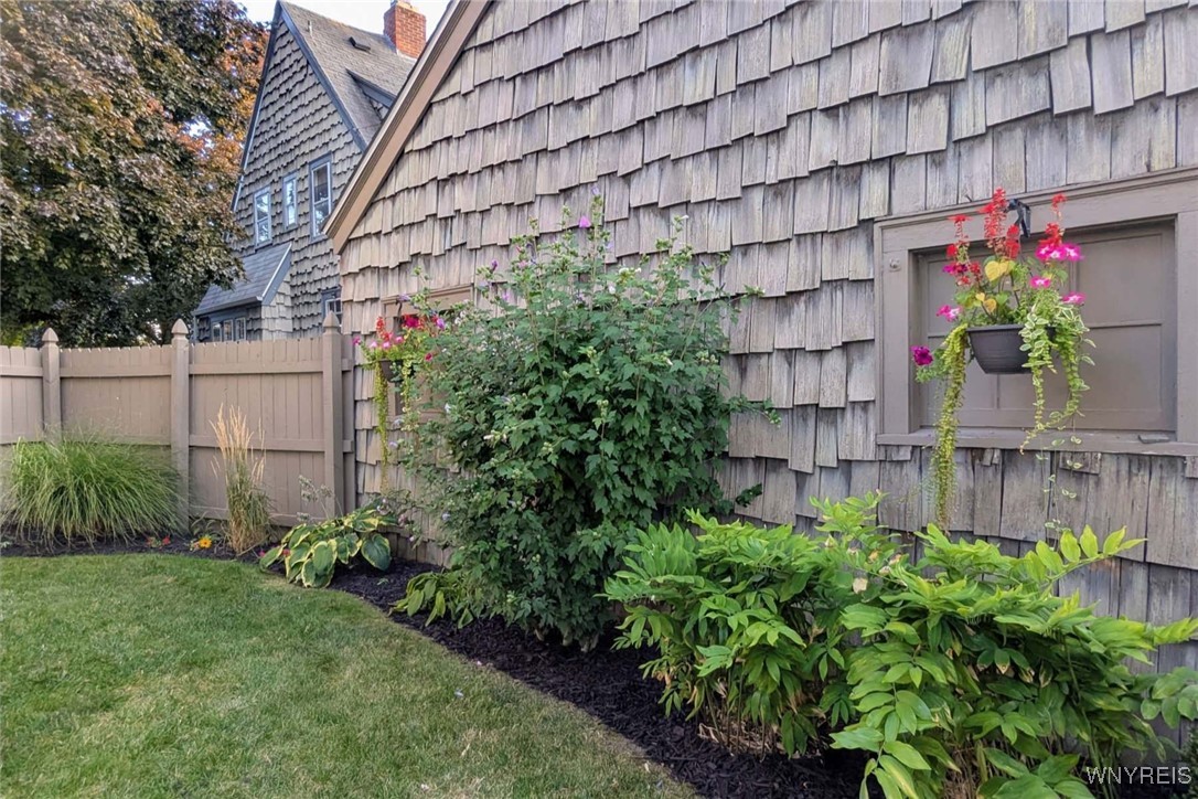 photo undefined: 2 Woodley Road, Buffalo NY 14215