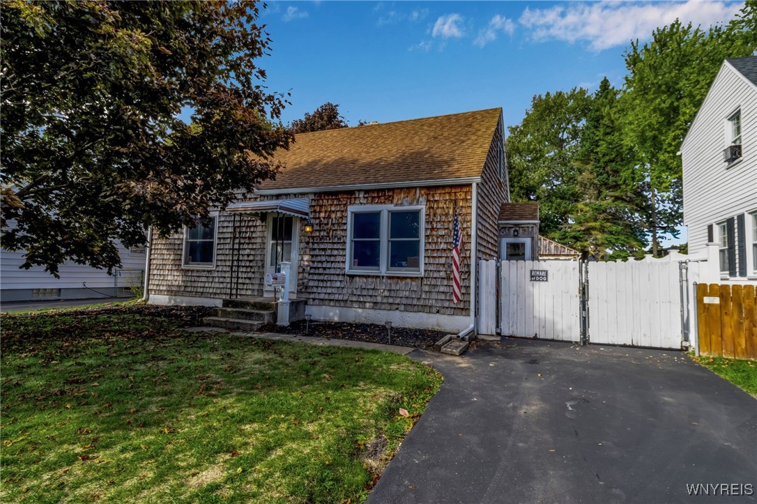 photo undefined: 52 Farmingdale Road, Cheektowaga NY 14225