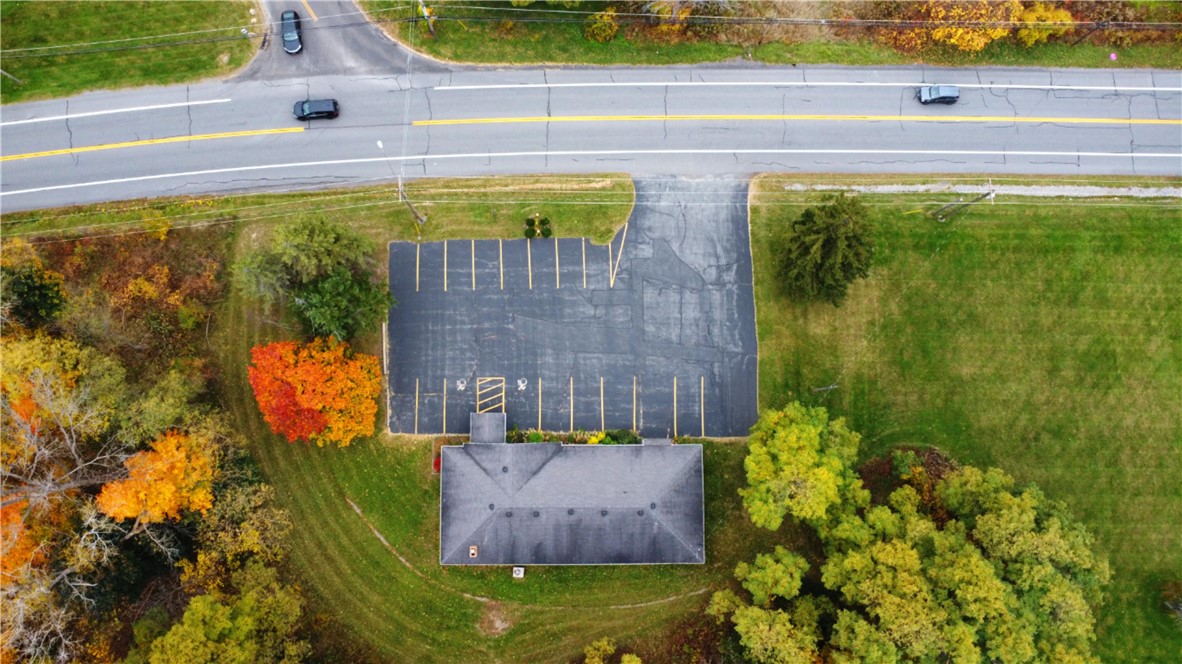 photo 4 : 6133 Big Tree Road, Livonia NY 14487