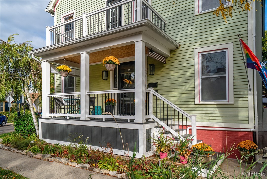 photo 1 : 383 Summer Street, Buffalo NY 14213